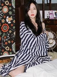 Korean girl model Kim white sling(19)